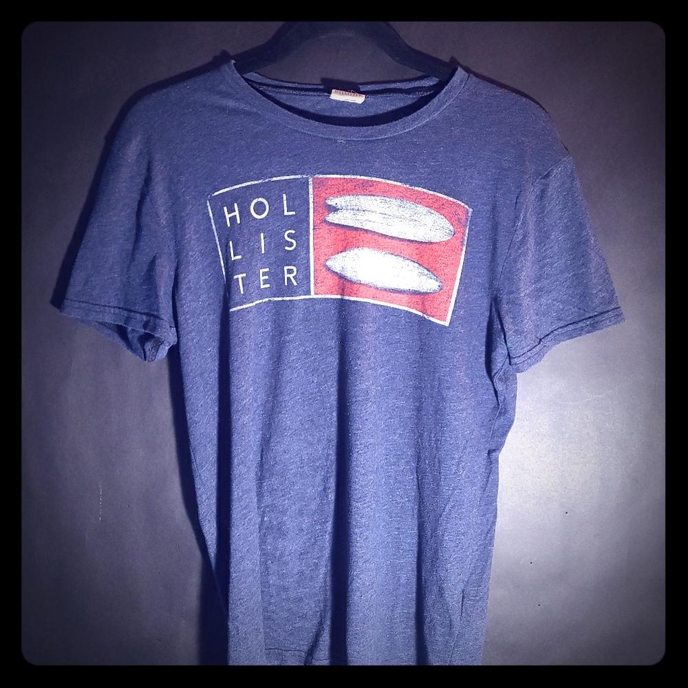 Hollister tee shirt